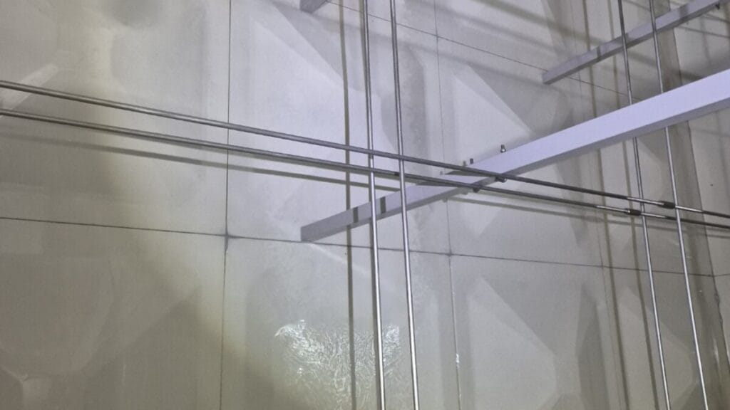 저수조 내부 세척 후 상태